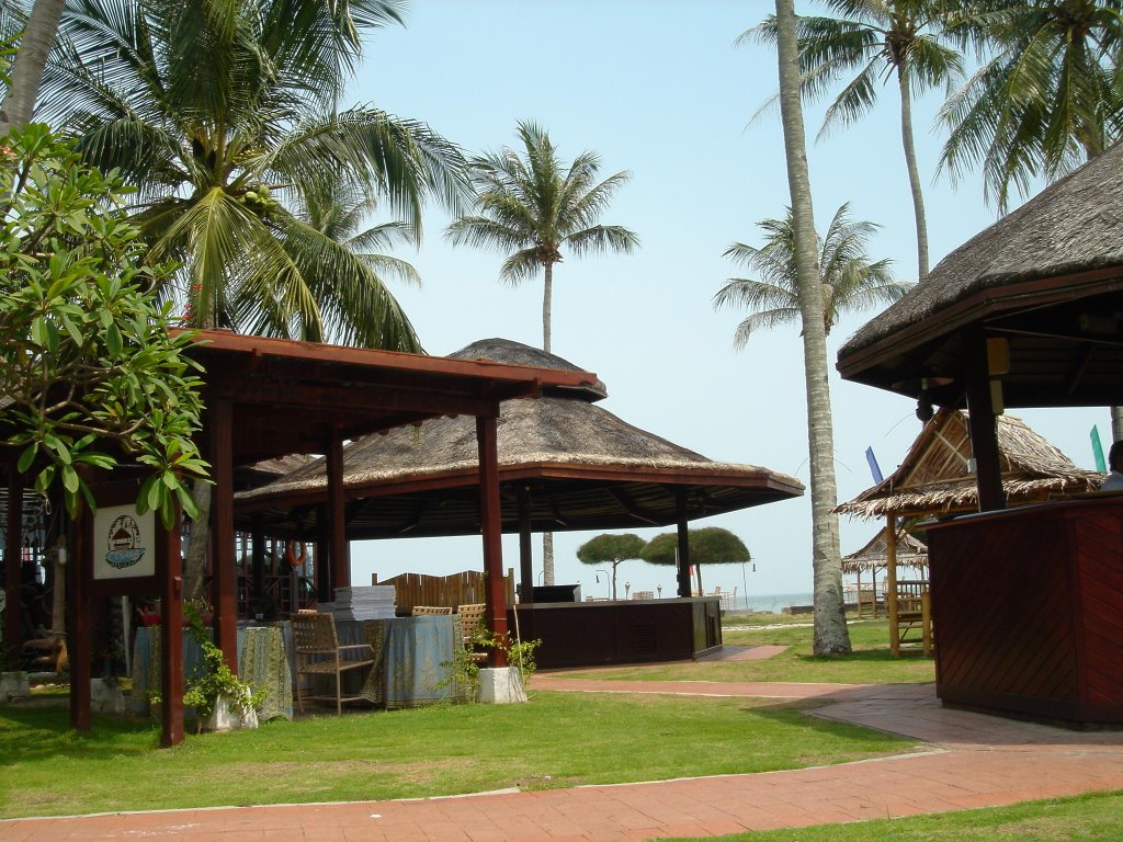 Garden of Pelangi Resort, Langkawi by toby_tao