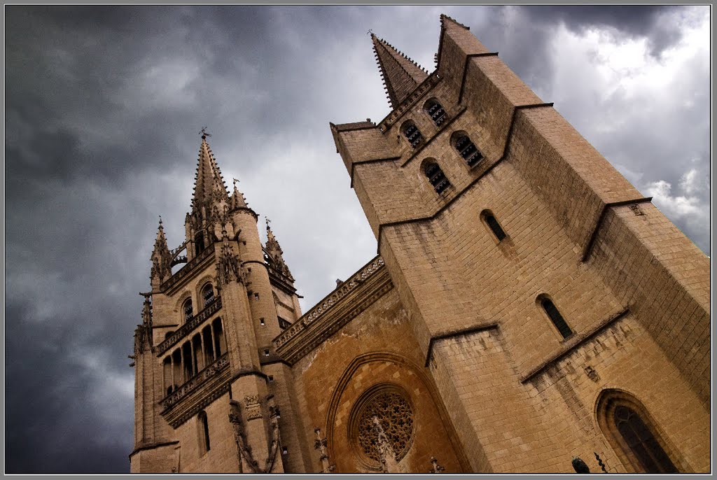 Cathedrale de Mende by MarsBal