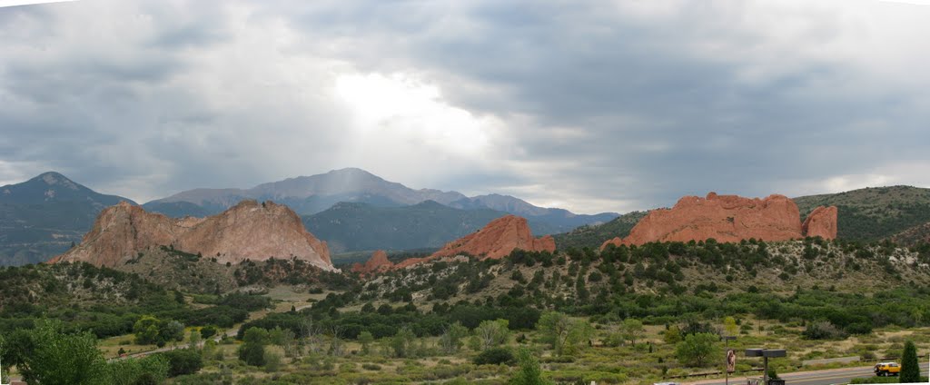 View of Garden of the Gods from the Visitor's Center by trentsteinmann