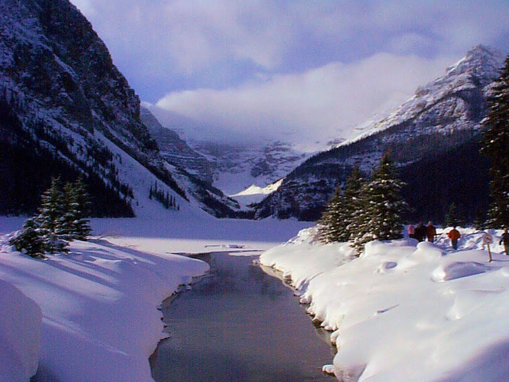 Lake Louise in Winter by bfair