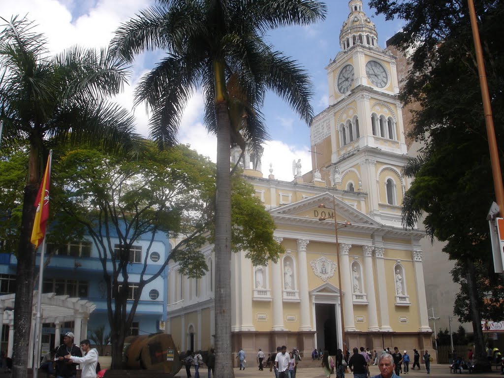 Catedral Nossa Senhora da Ponte, Sorocaba-SP by Ionildo Sanches