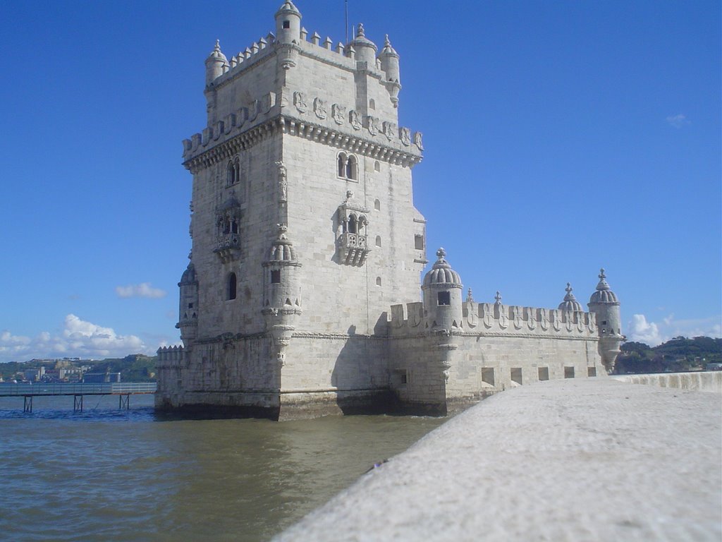 Torre de Belém by André Barragon