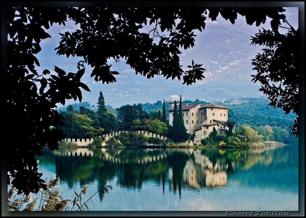 Castel Toblino by ugo zendron