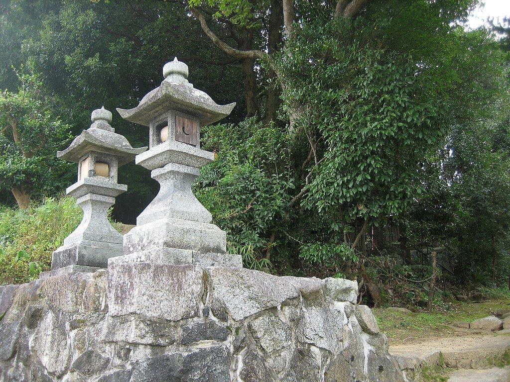 高市郡明日香村野口・小泊瀬稚雀神社 by taka_neya