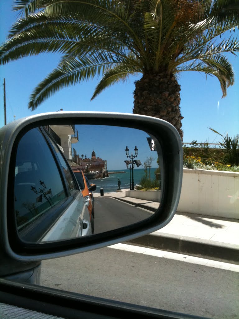 Sitges siguiéndome...... by jordirochblom