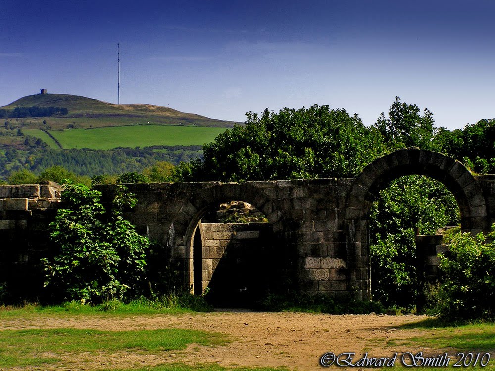 Rivington Castle by Edward Smith