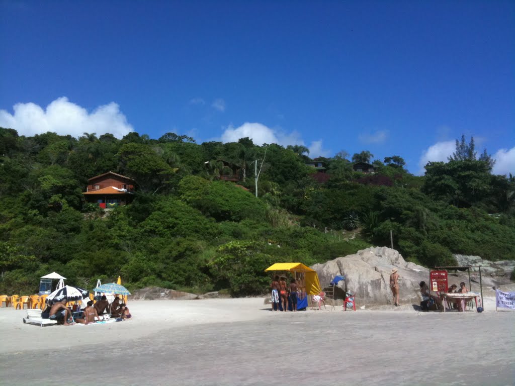 Praia do Matadero by fpac