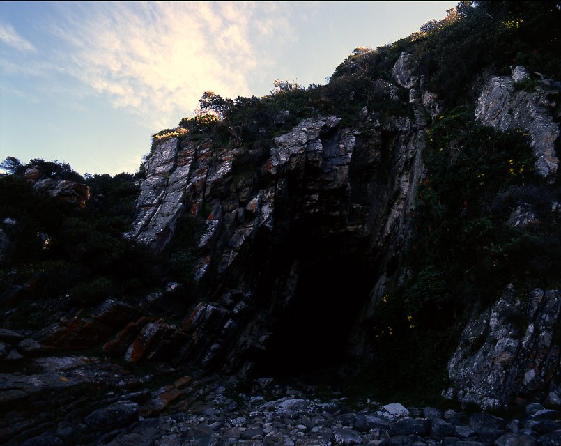 Tsitsikamma cave by Graham Hobbs