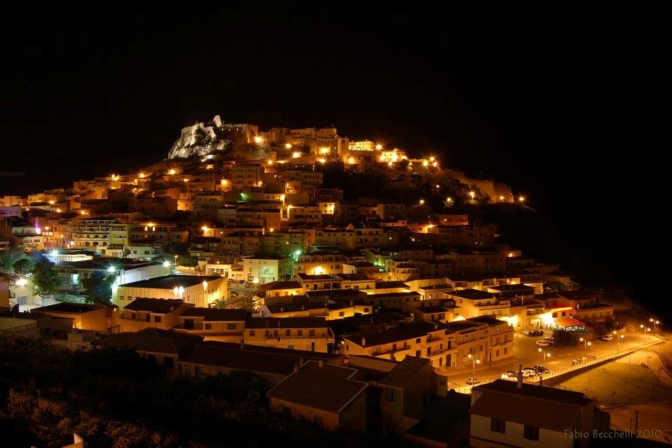 Castelsardo centro by Fabio Becchelli