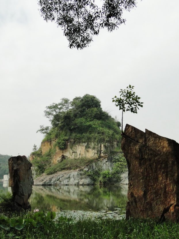 Cổng Thiên Địa by Nhựt Trịnh Minh