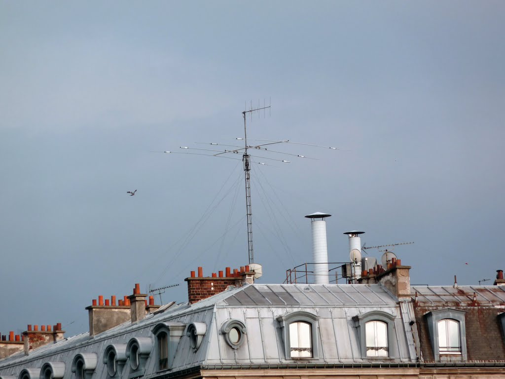 L'ANTENNE DE LA REPUBLIQUE by F1BDU