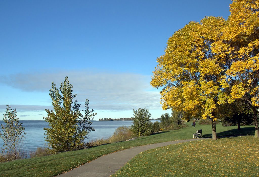 Parc Fort Rolland (Automne) (Montréal, Canada) by Pixelo