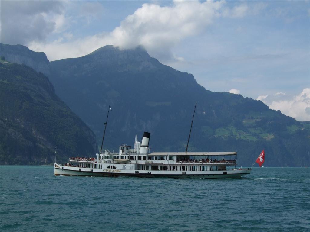 Flüelen UR - Flueelen - Urnersee - Lake of the Four Cantons - the 'Stadt Luzern' off to Isleten by Angelabinu