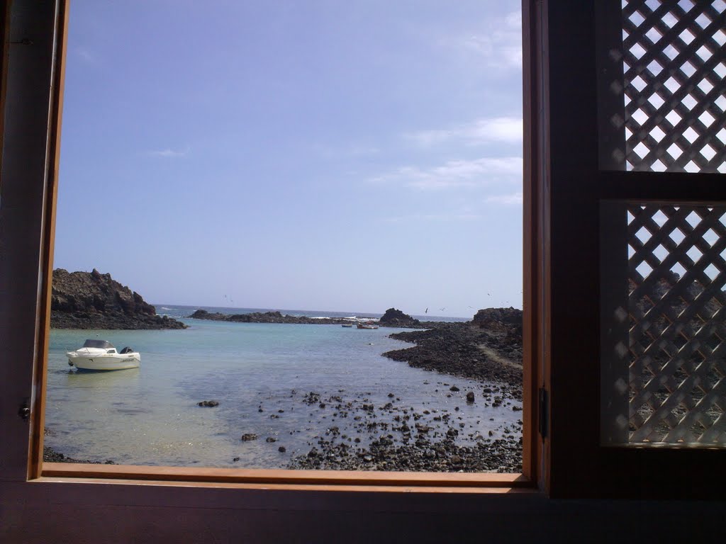 Ventana en la isla de lobos by sonsoles sj