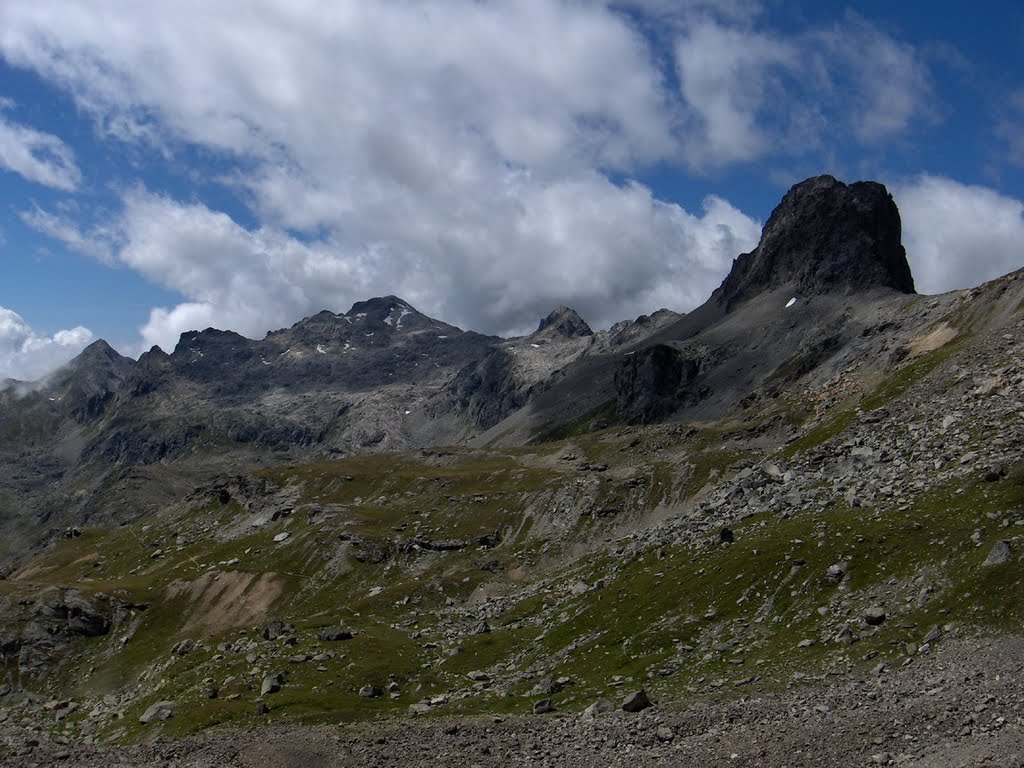 Ruta La Veduta - Grevasalvas - Plaun da Lej Piz Matterdell y Piz Grevasalvas desde la Fuorcla da Grevasalvas by jcsanras