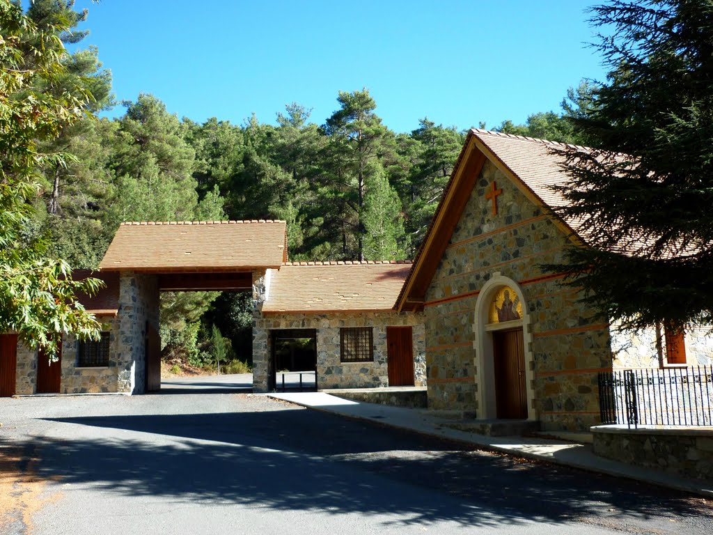 SAINT NEOPHITOS CHAPEL AT TROODITISSA - ΑΓΙΟΣ ΝΕΟΦΥΤΟΣ by PanagiMariosCyprus