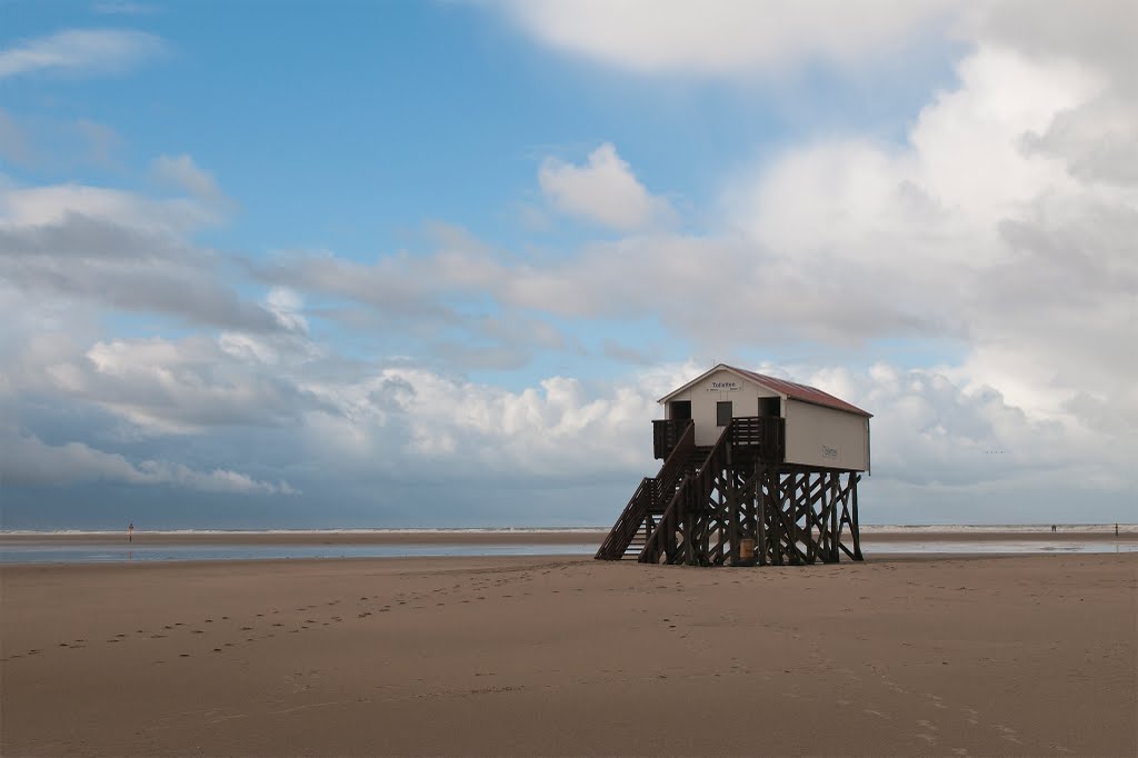 Strandhütte by Thomas Kracht