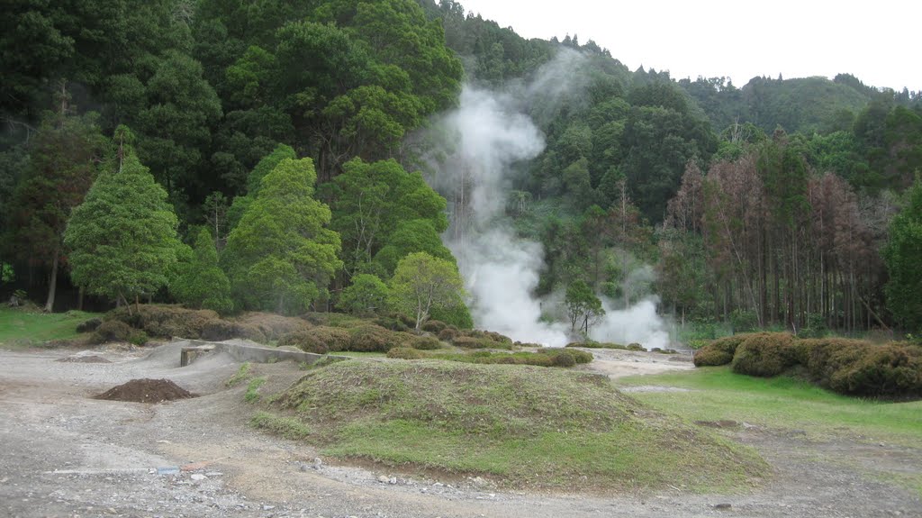 Caldeiras-Lagoa das Furnas by c.cardoso