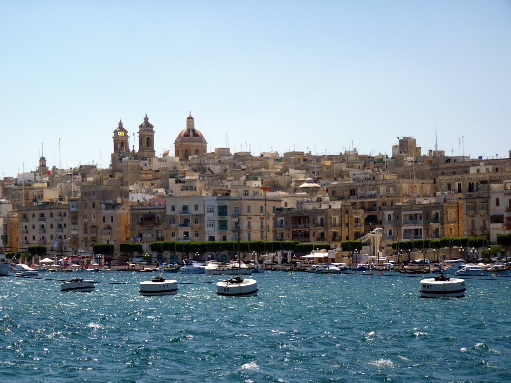 Malta, Isla, view from Birgu by Henryk Malinowski