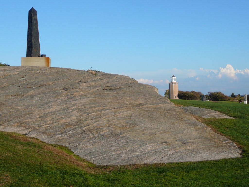 Avery Point Lighthouse in Groton, Connecticut (2) by davensuze