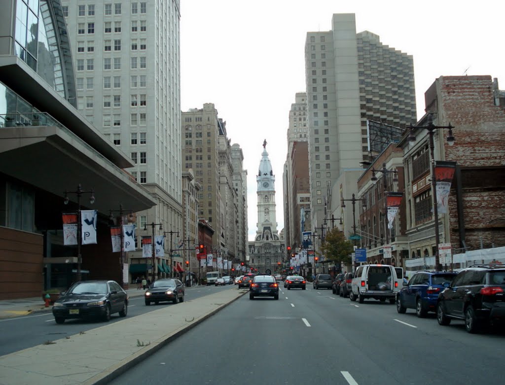 Broad Street, Philadelphia by Sergio Araujo