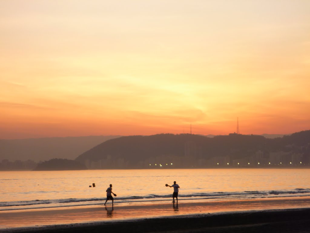 Por do Sol na Ponta da Praia by Marcelo Nicolosi