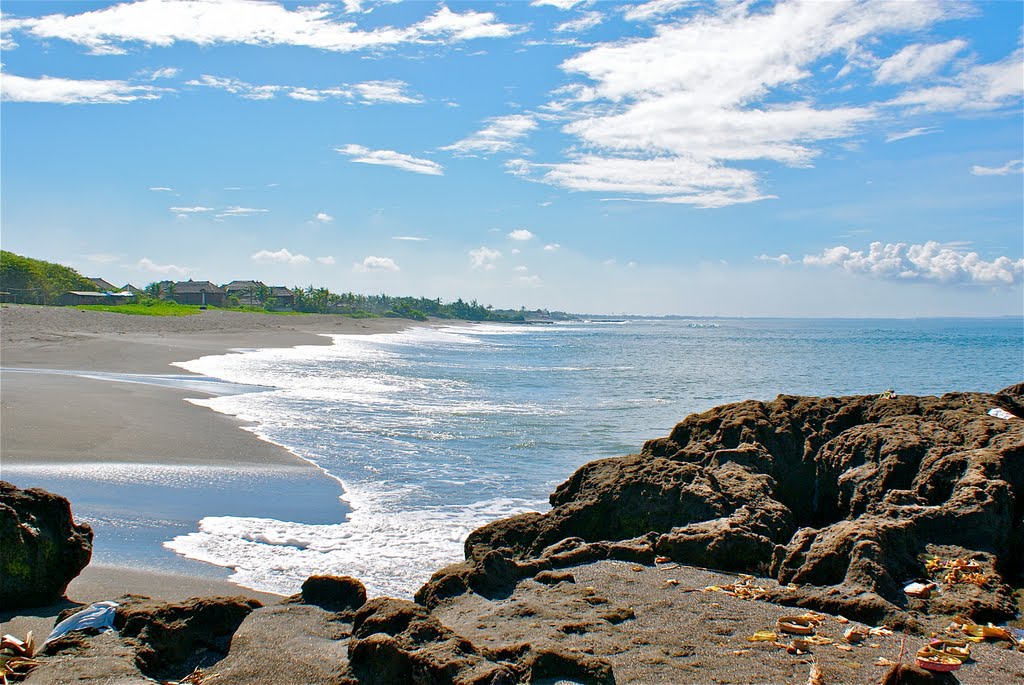 Pantai Seseh 2 by Simon Potter