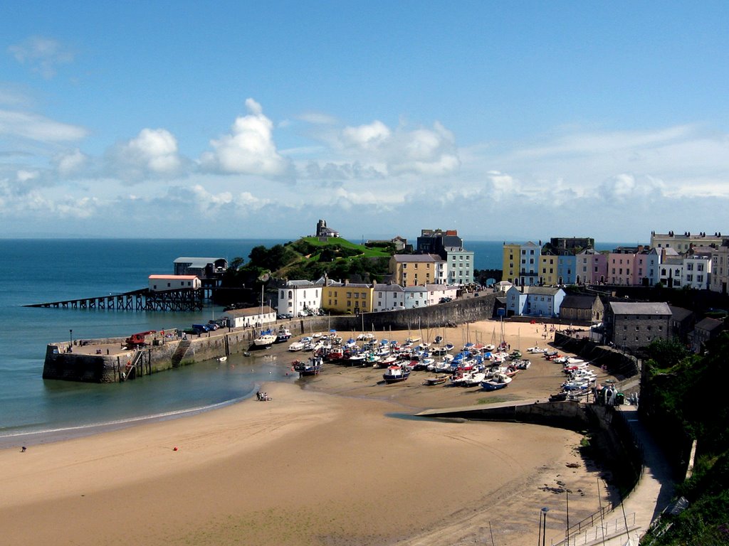 North Beach, Tenby by Rachel & Gareth