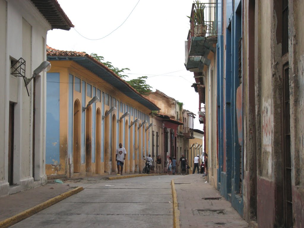 CASCO HISTÓTICO DE LA GÜAIRA by dennis marchena