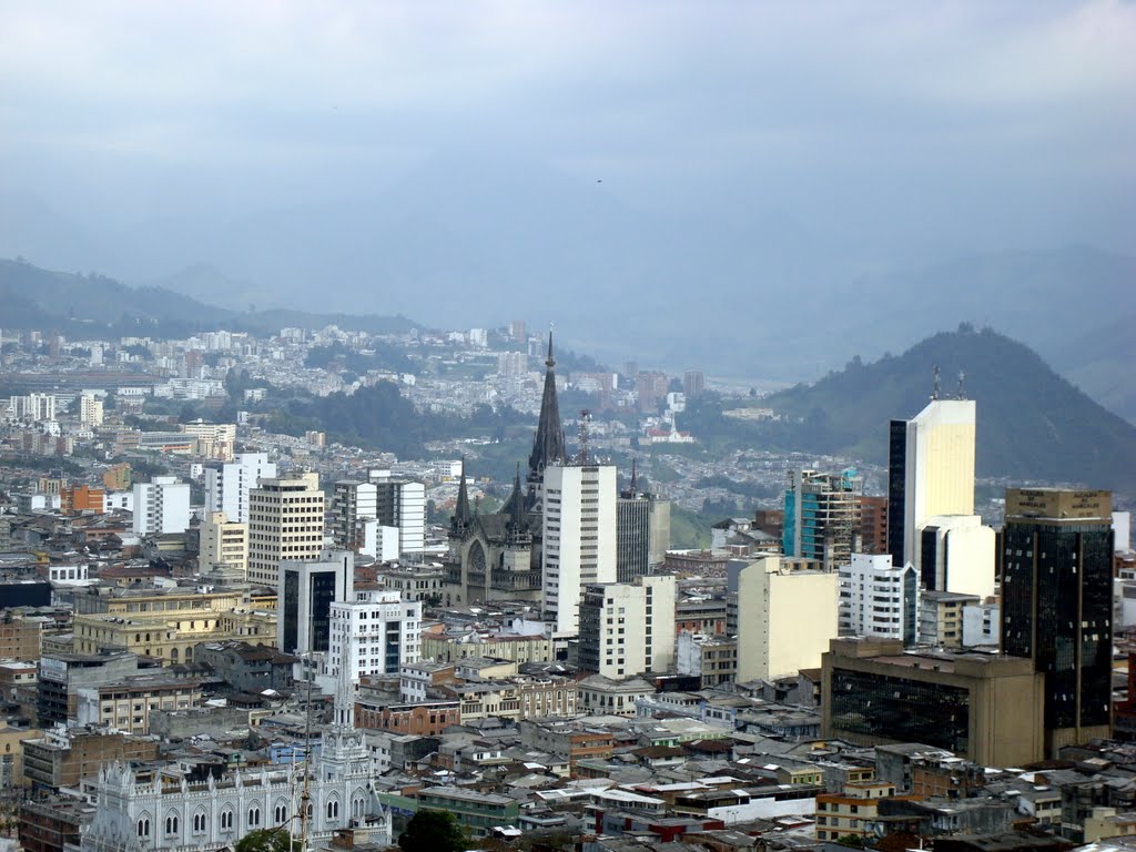 Panrámica Manizales desde SkyWalker by Juan Roberto Gonzále…