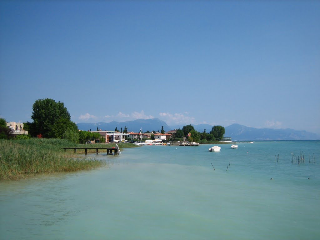 Sirmione, Garda lake by Tanja Draganinska