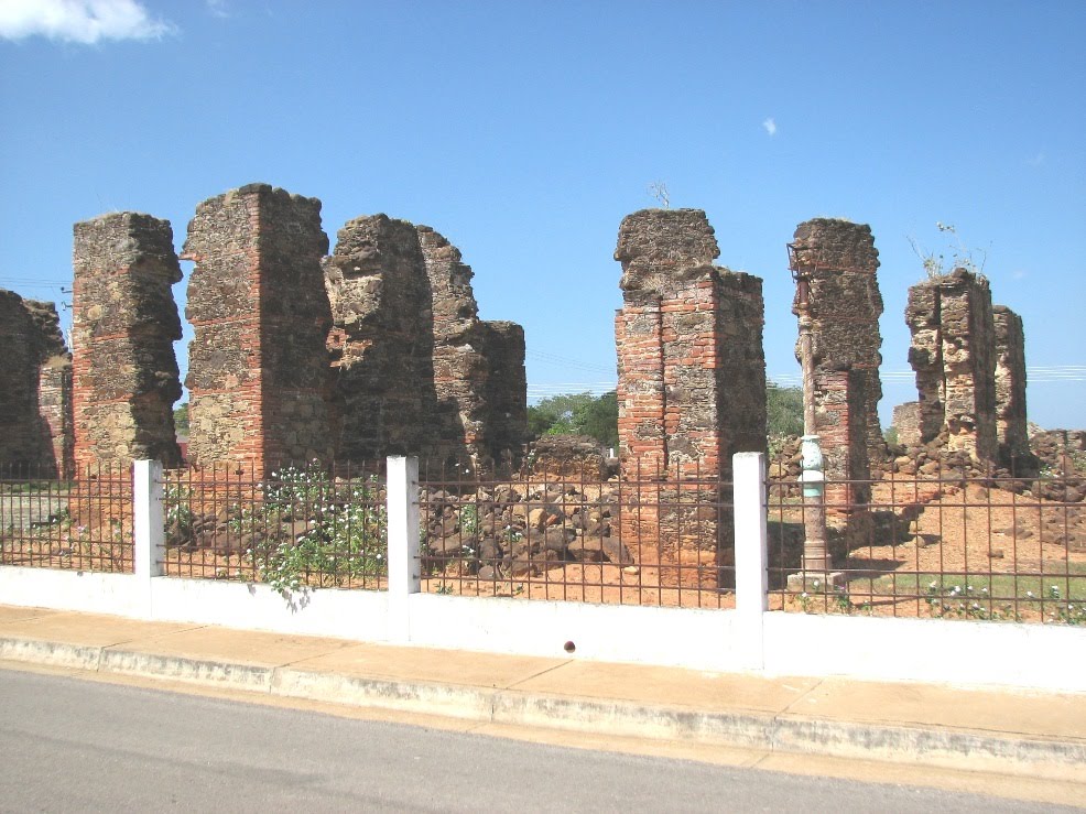 RUINAS DE LA MISIÓN DE SAN PABLO by dennis marchena