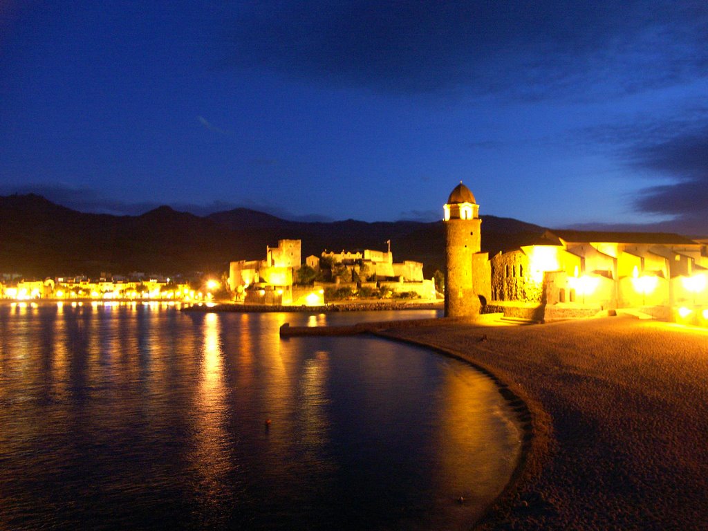 Collioure de nuit by pierreolivier_POP