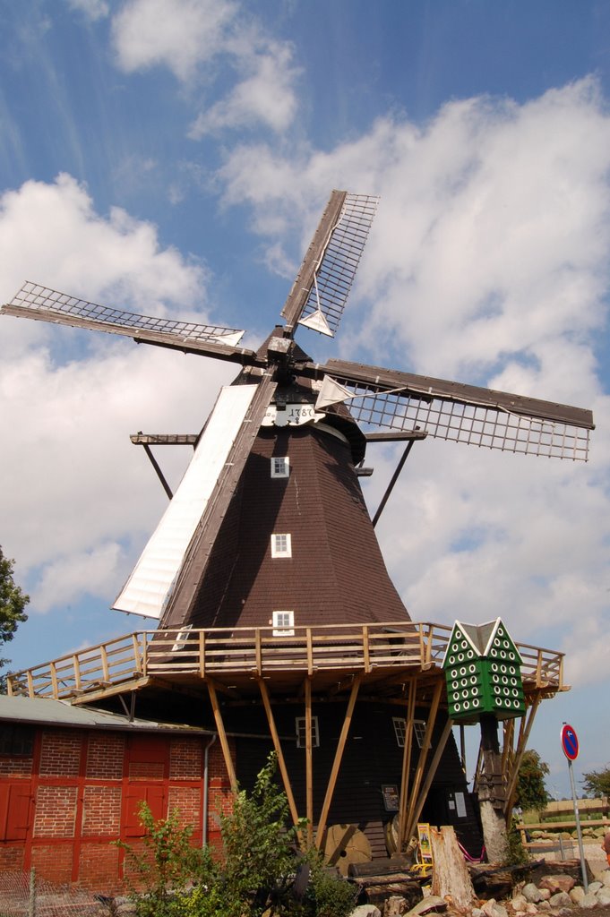 Mühle von Lemkenhafen by zacken200