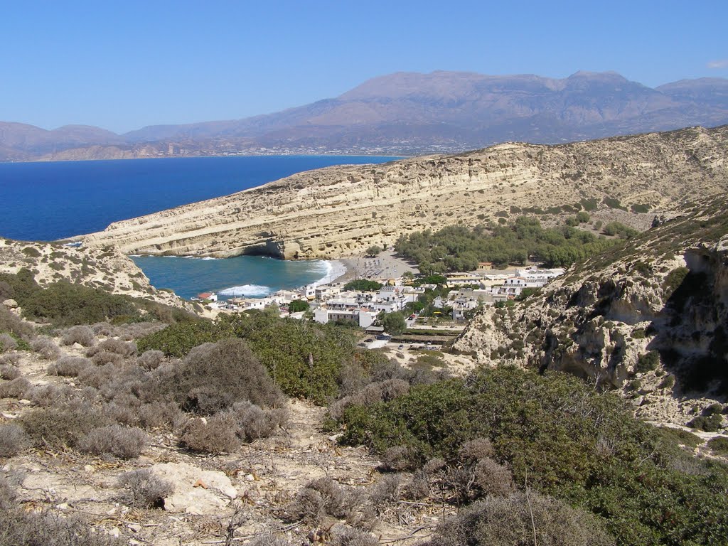 KRETA MATALA by NAVI ABDAVSEN