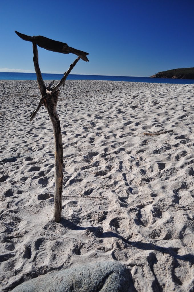 Wineglass Bay by Desiretofire