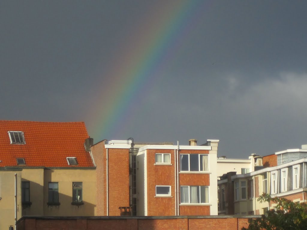 Antwerpen regenboog by Kristel D.