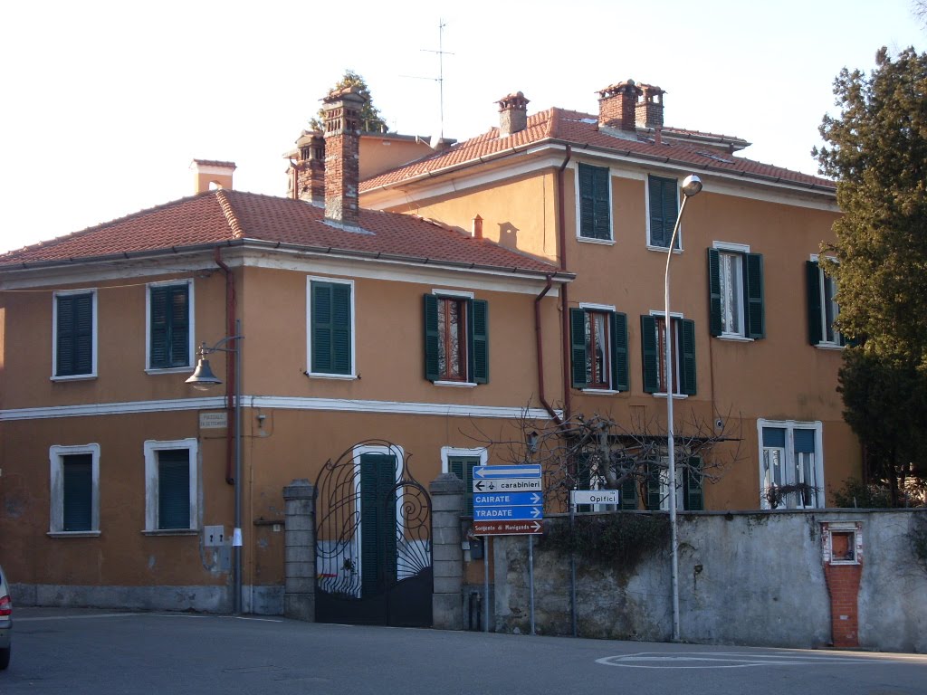 Fagnano O. - Casa storica di via Verdi " Villa Ferrari" by C E S A R E R I C C …