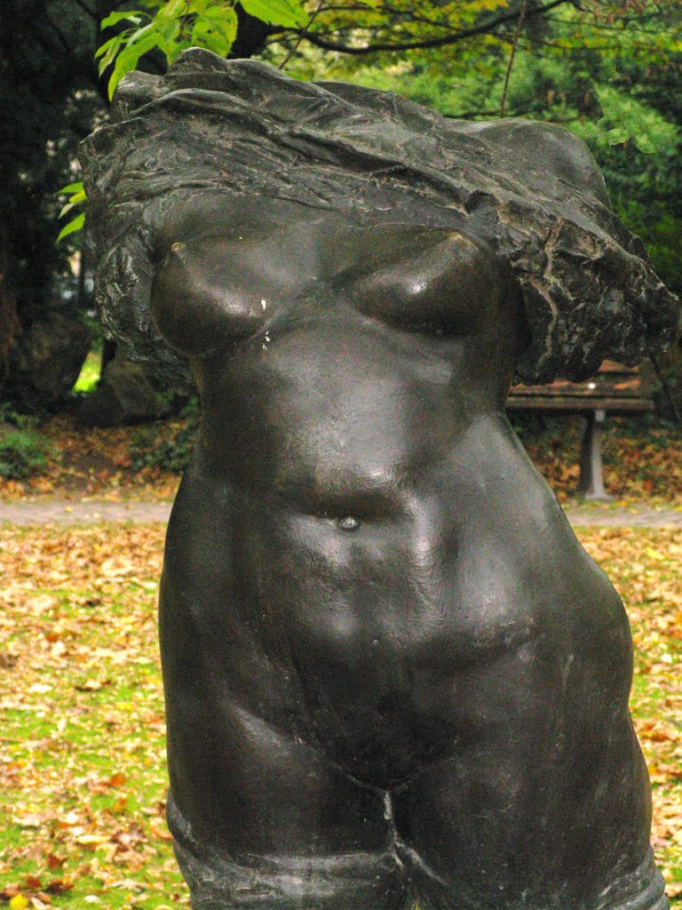 Torso II, Bronzeskulptur 1973, Spätwerk von Waldemar Grzimek (1912-1984) by 600m