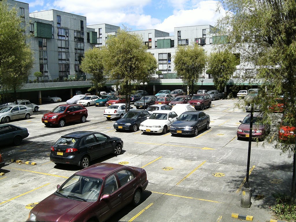 Parqueaderos Recintos de San Francisco by labonitashio