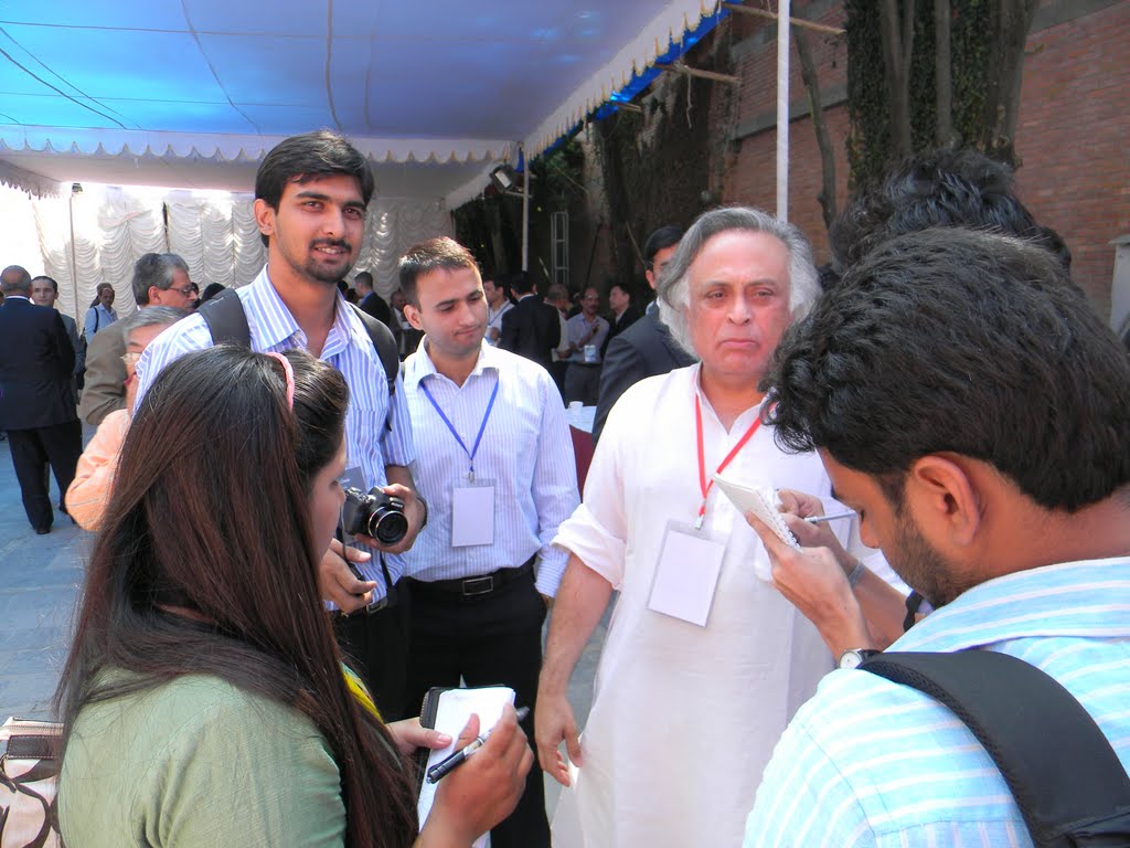 Mr vishwas with Dr.Jairam Ramesh Minister MOEF,INDIA by Ashok P