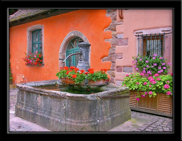 Bergheim, fontana by Flavio Raule