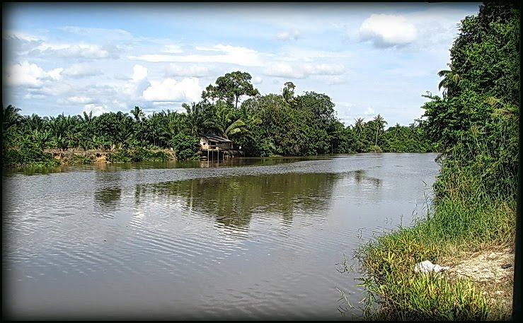 Sungai Niah River view from fishing hut by Alju Kimong