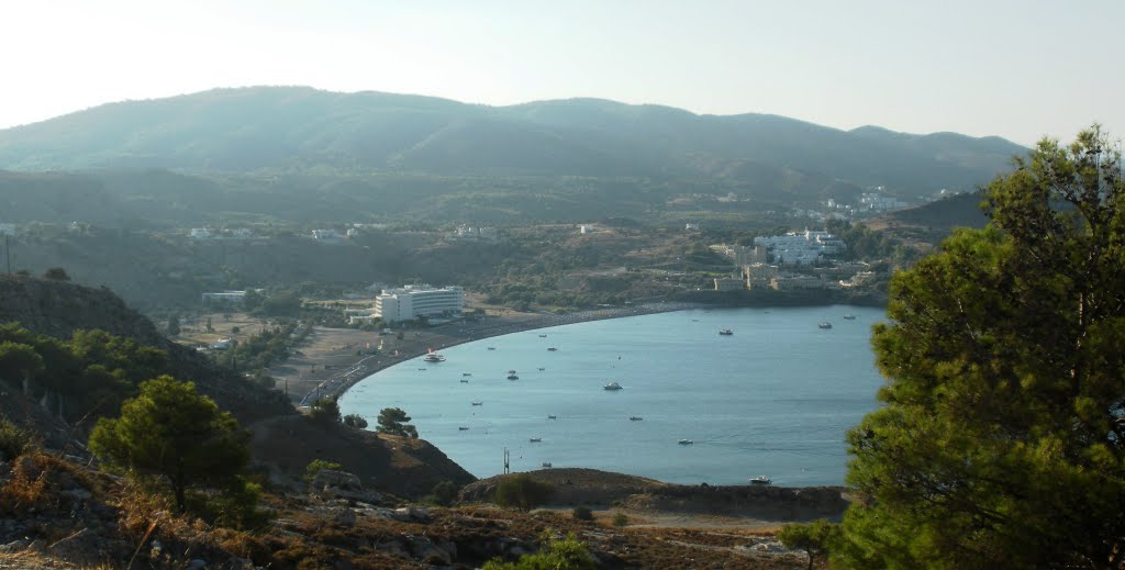 Lindos Mare Hotel by ΜΑΚΗΣ ΜΟΥΣΧΟΥΔΗΣ