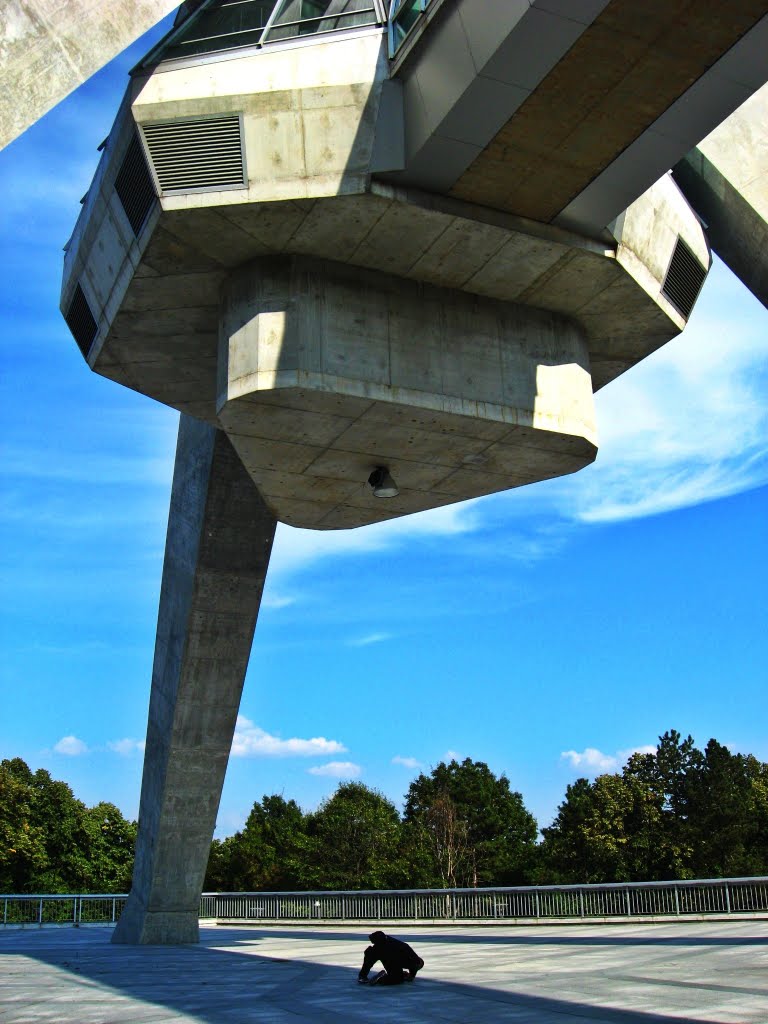 "Alien below UFO" - Avala Tower - Belgrade, Serbia by Станковић Миломир