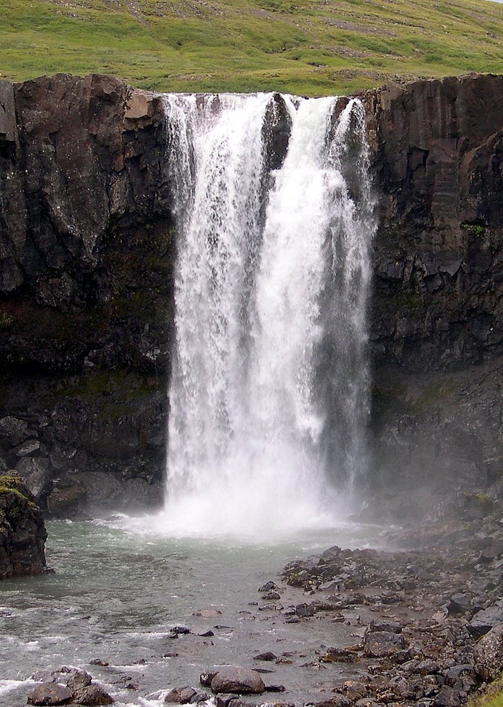 Waterfall near Seyðisfjörður by dbsfemino