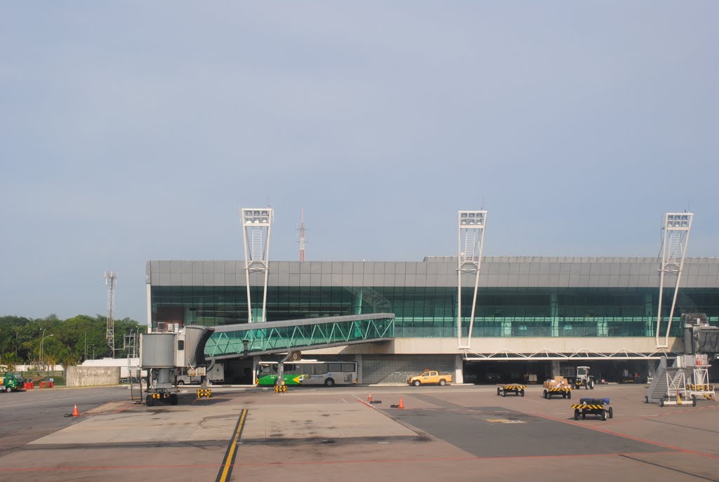 AEROPORTO DE BELÉM by LUCIO G. LOBO JÚNIOR