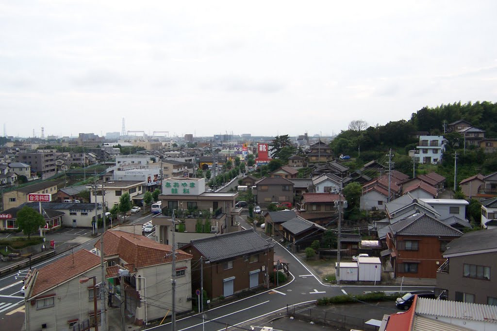 Street in Tokai (near Nagoya) by Tino Kürth