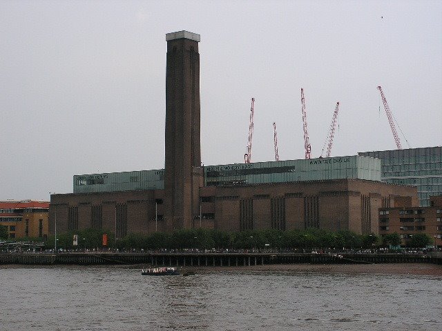 Tate Modern by Illés Zoltán