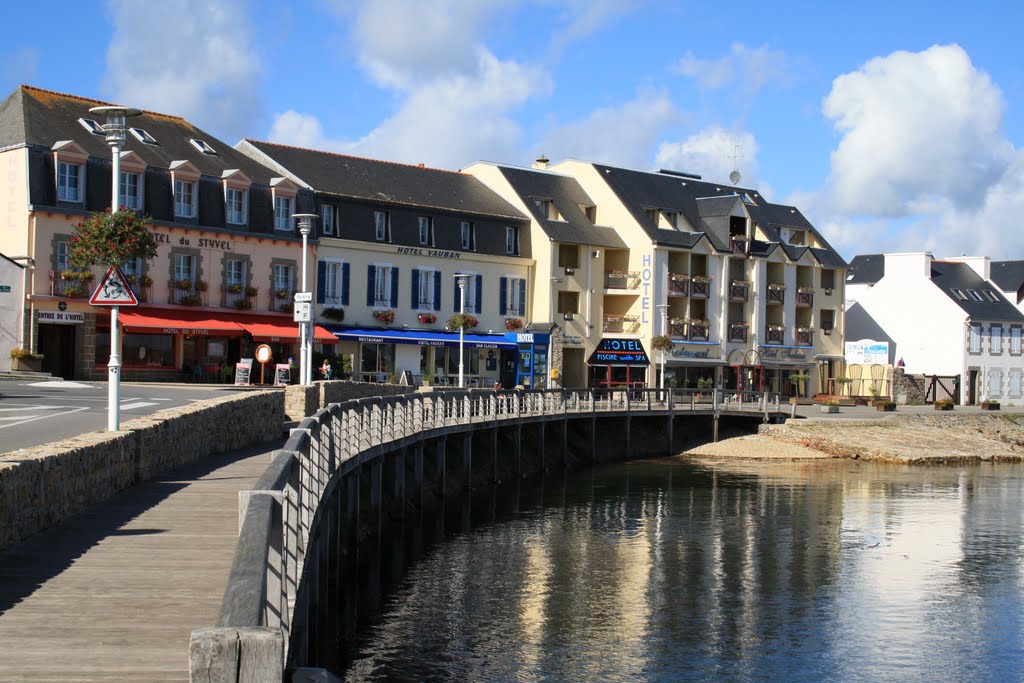 Le Quai Styvel - Camaret-sur-Mer by Divo1